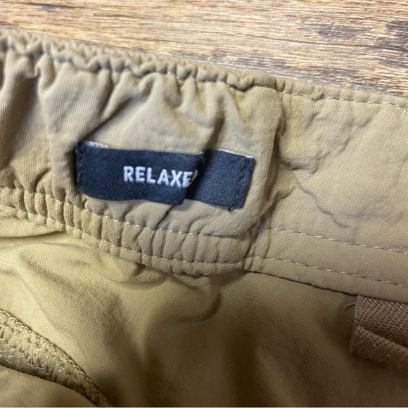 Rei Co-op Cargo Pants Mens 34x30 Tan Convertible Roll Tab Snap Hiking Outdoor - Picture 6 of 15